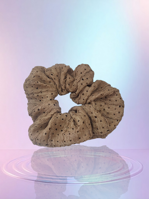 اسکرانچی پارچه ای خامه دوزی