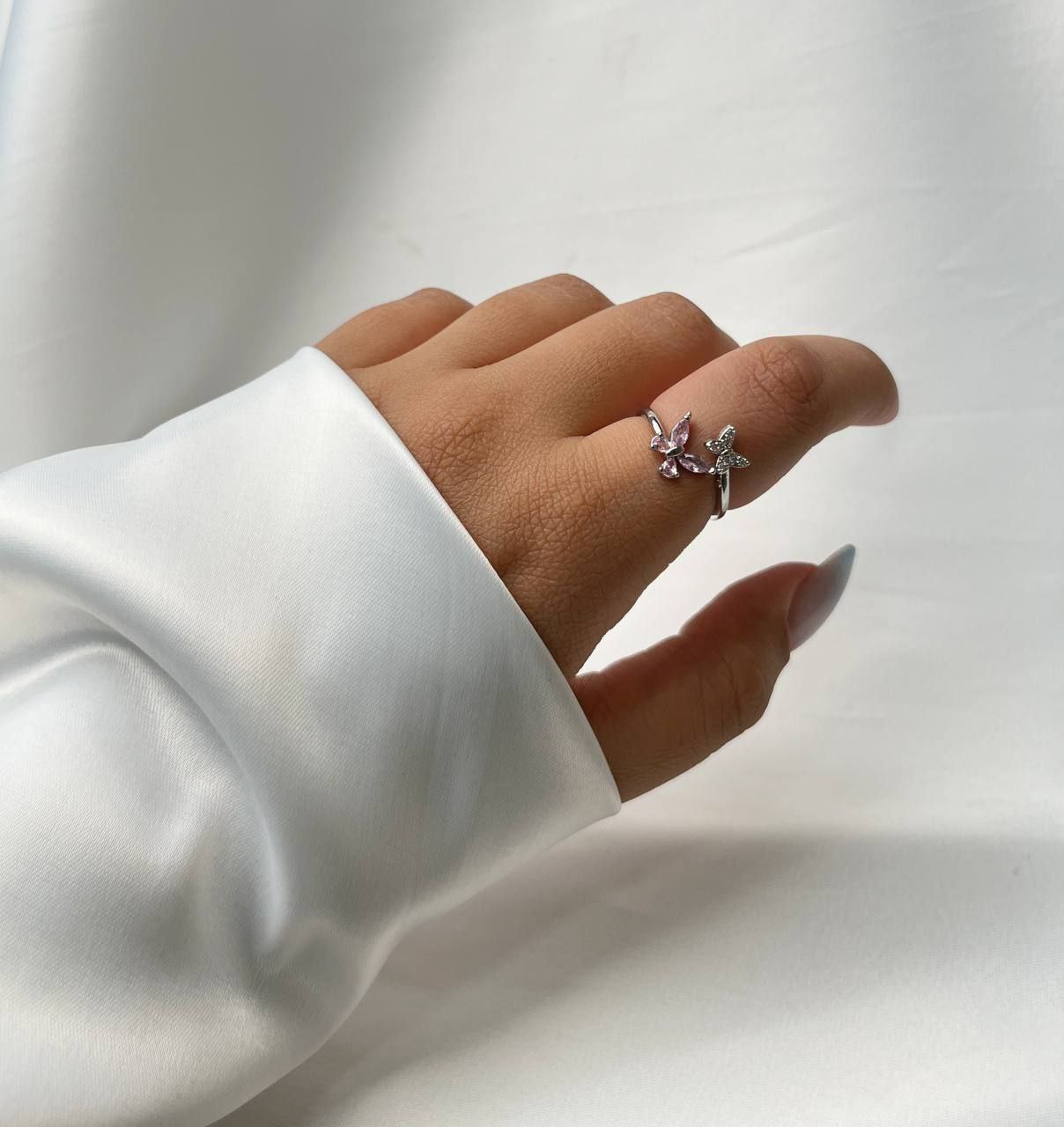 انگشتر پروانه‌ای استیل ضد حساسیت فری‌سایز