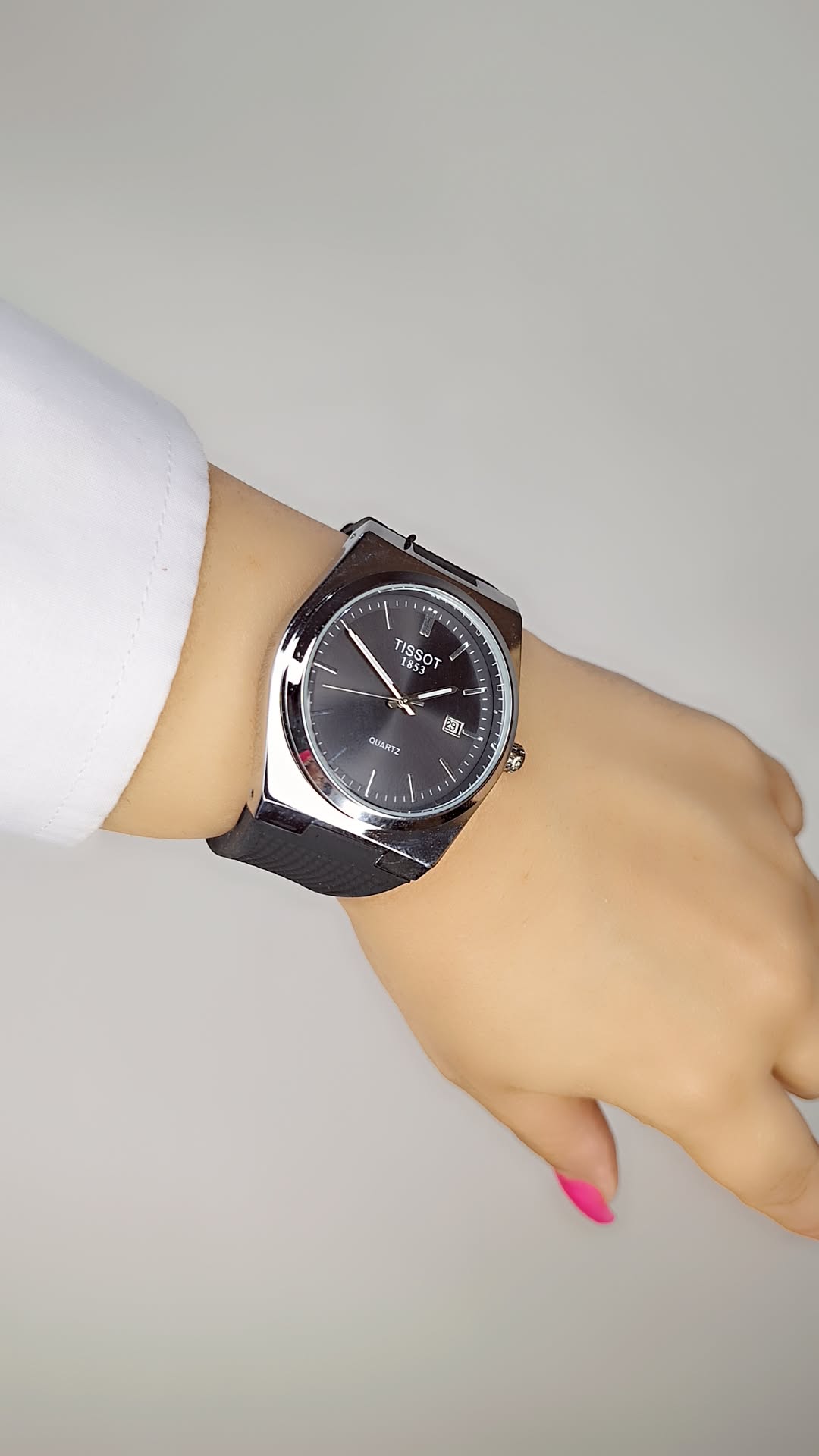 ساعت مچی تیسوت اسپورت یونی‌سکس تقویم‌دار | طراحی مدرن و کاربردی