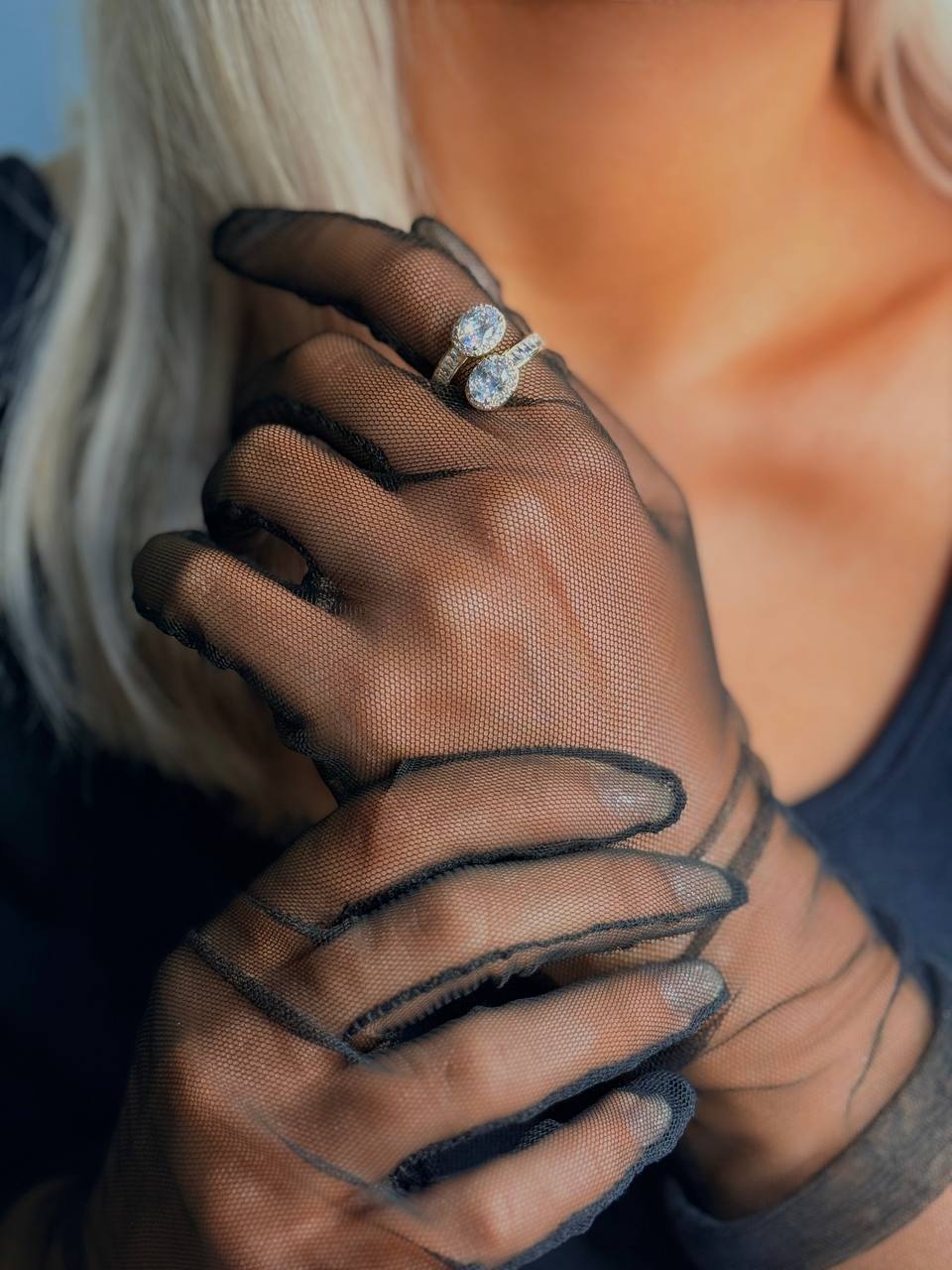 انگشتر جواهری استیل طرح سرپنتی فری‌سایز | طلایی و نقره‌ای (نگین‌دار)