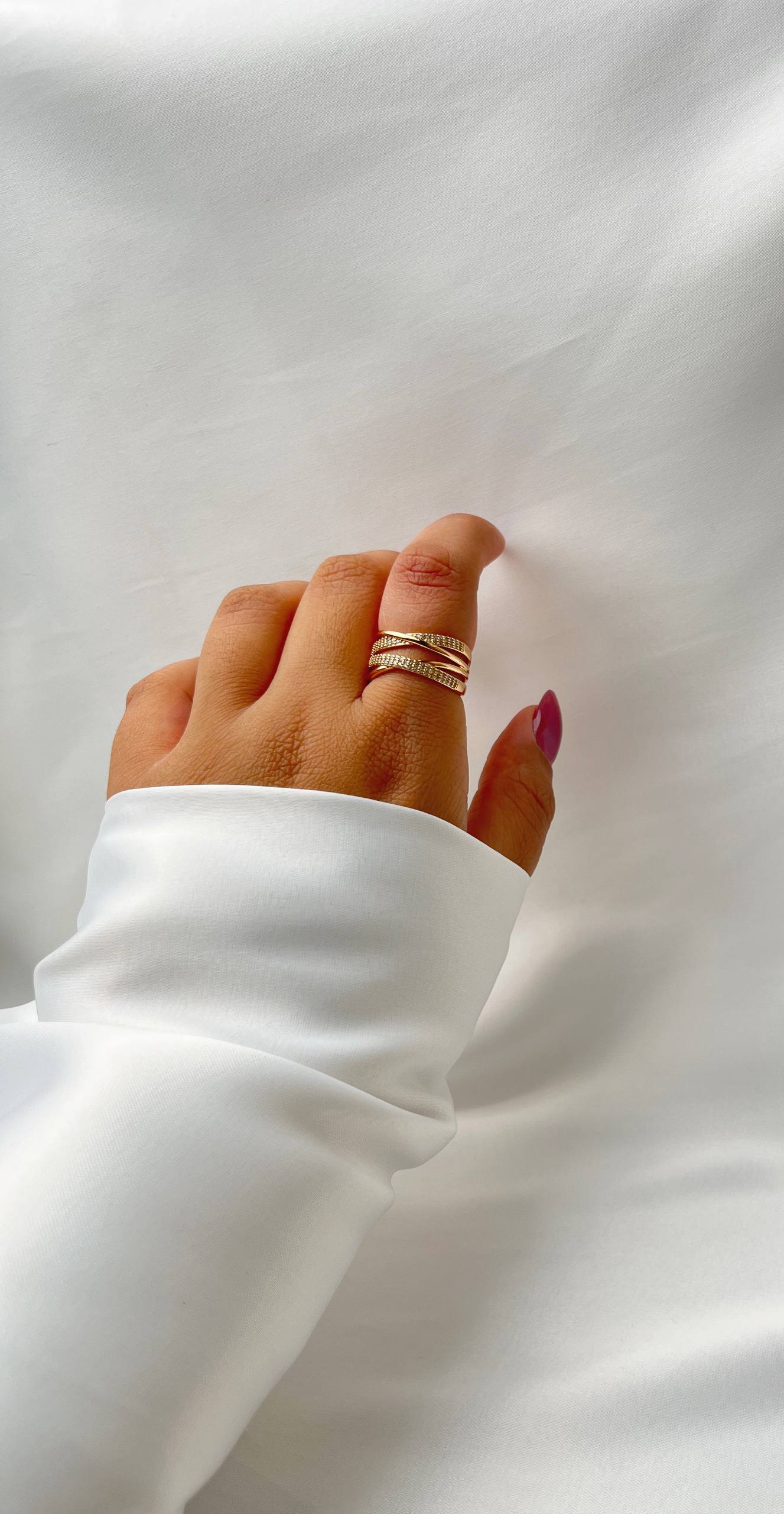 انگشتر ژوپینگ آبکاری طلا ضدحساسیت – طرح شیک و روزمره