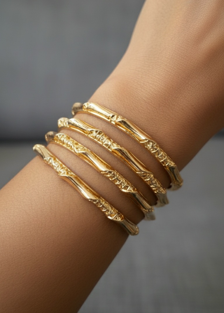 النگو استیل طلاروس ۴ میلی‌متری_ طلایی شیک و کلاسیک