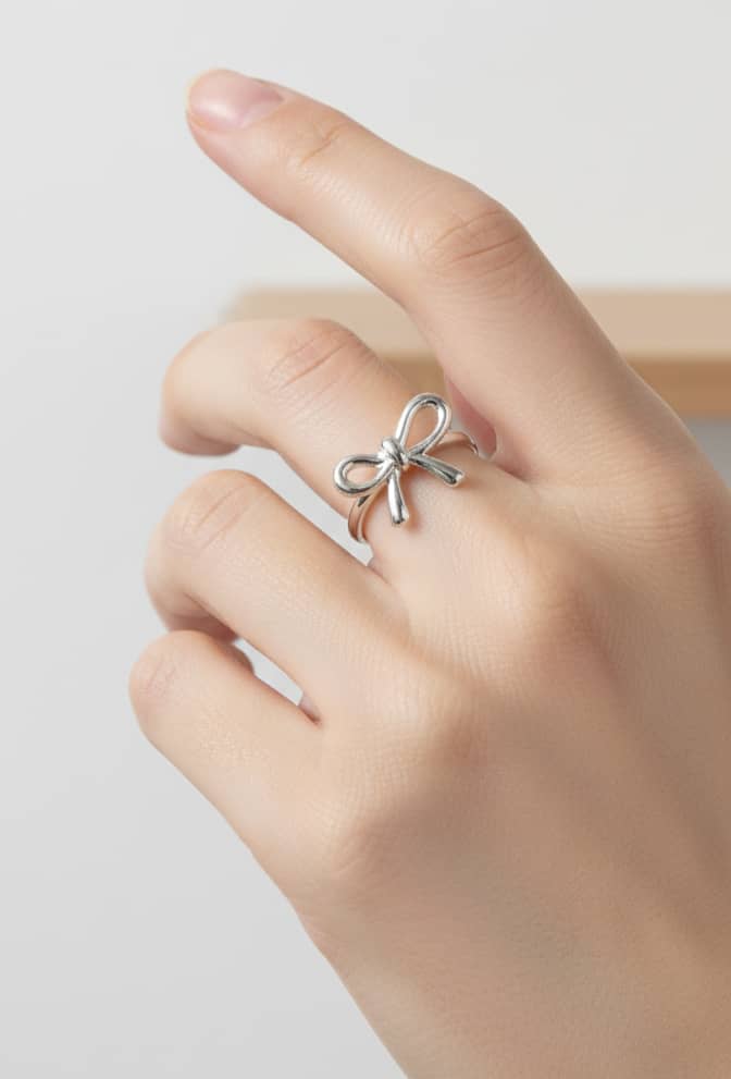 انگشتر پاپیون فری‌سایز با آبکاری کروم | براق و ظریف